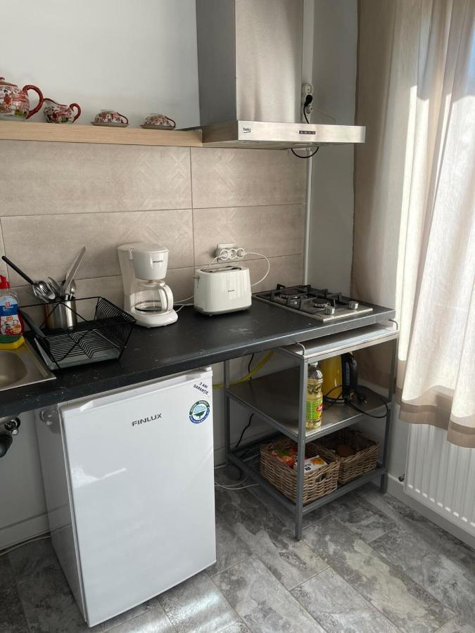 Tinamore Otopeni Exteriör bild